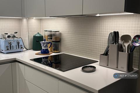 1 bedroom flat to rent, Middle Road, London, W7