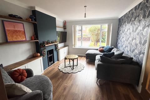 3 bedroom detached house for sale, Corbould Road, Dibden Purlieu, Southampton, Hampshire, SO45