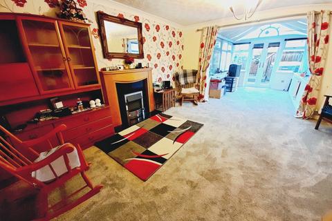 3 bedroom townhouse for sale, Ling Drive, Gainsborough