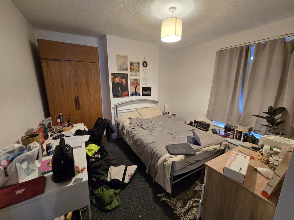 Bedroom 5 - First Fl