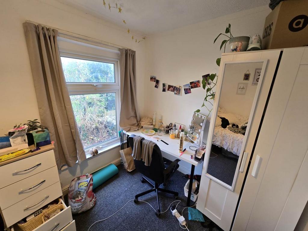 Bedroom 6 - Reverse