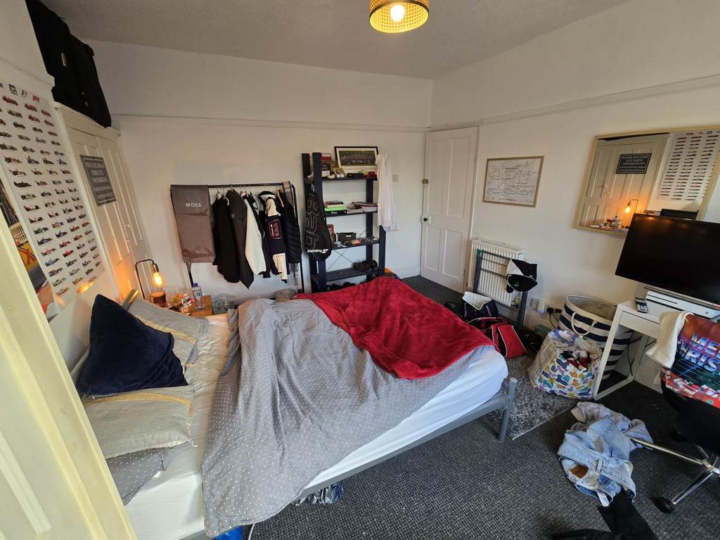 Bedroom 4 Reverse