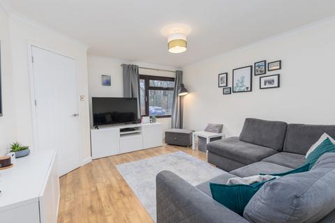 4 bedroom terraced house for sale, Capsey Road, Crawley RH11