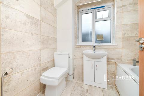2 bedroom flat to rent, Lamport Close, London, SE18