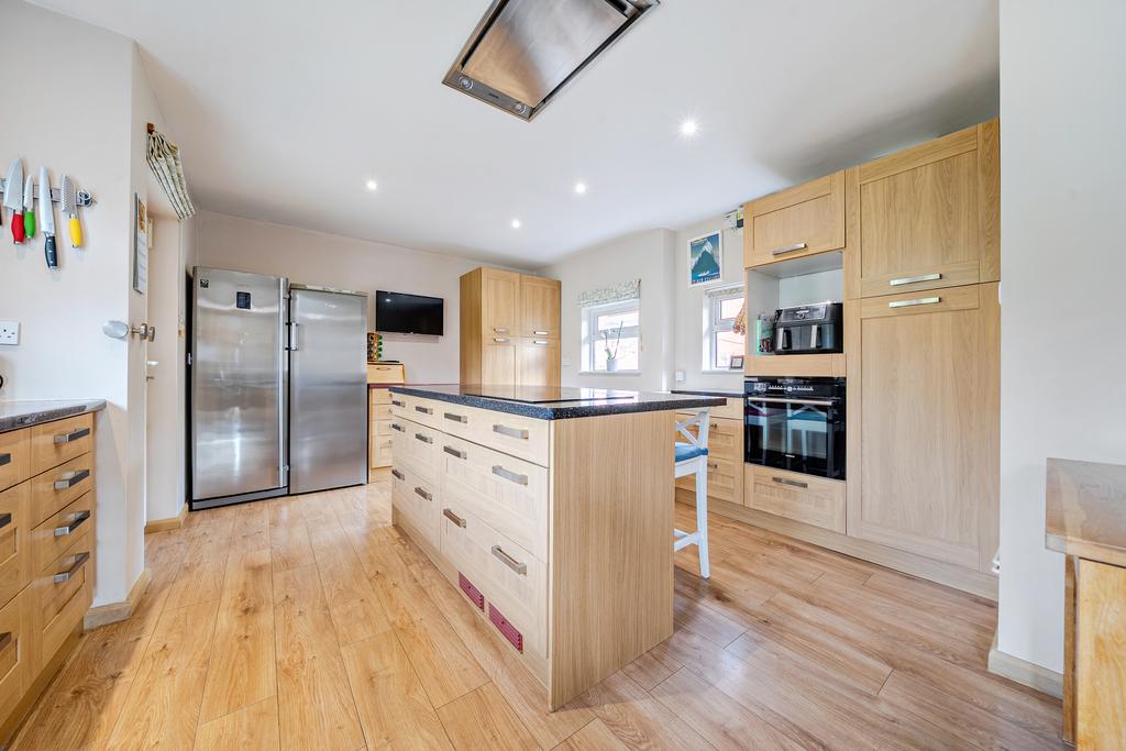 Kitchen / Dining Room