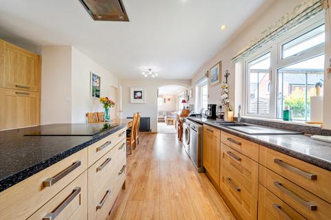 3 bedroom detached bungalow for sale, Staplegrove Road, Taunton