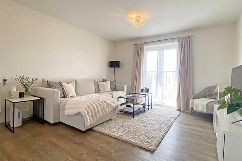 2 bedroom apartment for sale, Searle Crescent, Broomfield