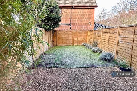 2 bedroom terraced house to rent, Hither Farm Road, London, SE3