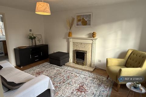 2 bedroom terraced house to rent, Hither Farm Road, London, SE3