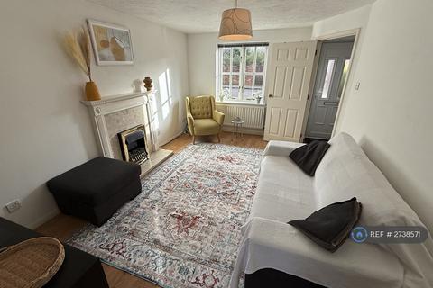 2 bedroom terraced house to rent, Hither Farm Road, London, SE3