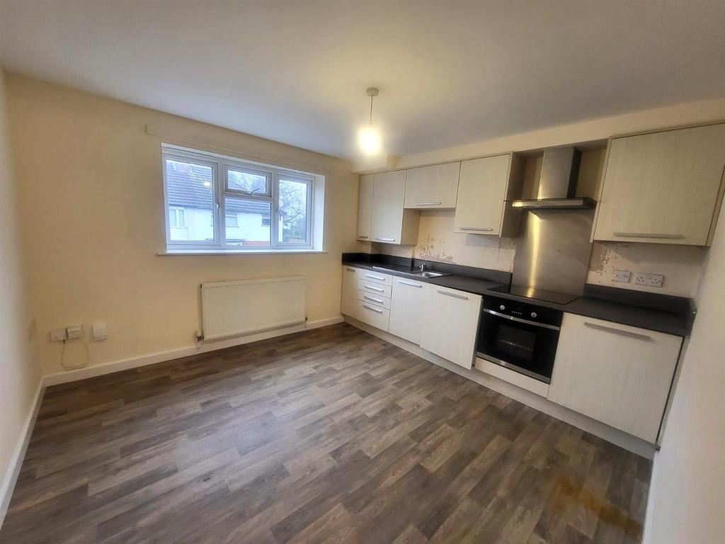 Open Plan Kitchen/ Diner Pic 2