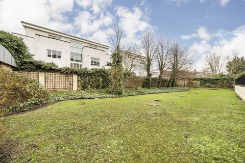 2 bedroom flat for sale, Garratt Lane, London SW18