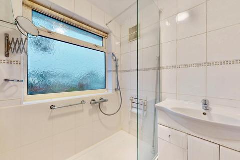 3 bedroom semi-detached house to rent, Stanwell Gardens, Stanwell, Staines-upon-Thames, Surrey, TW19