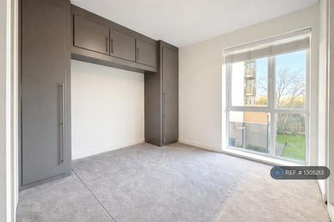 2 bedroom flat to rent, Clydesdale Way, Belvedere, DA17