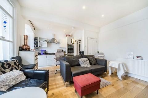 3 bedroom house for sale, Dalmeny Avenue, London
