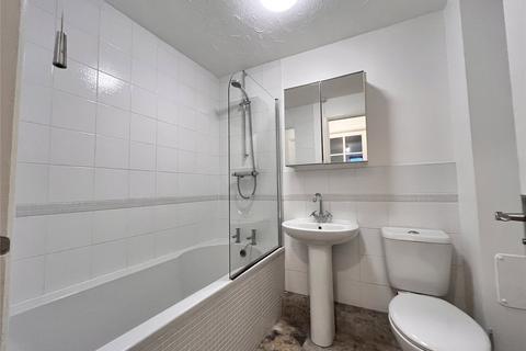 Flat for sale, Redford Close, Feltham TW13