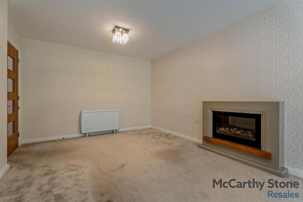 8661590-interior15-800.jpg