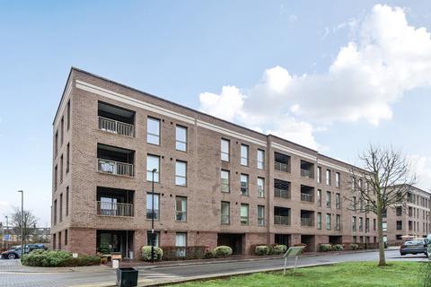 2 bedroom apartment for sale, Adenmore Road, London