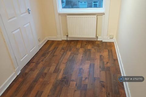 2 bedroom flat to rent, Croftfoot, Glasgow, G44