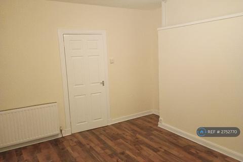 2 bedroom flat to rent, Croftfoot, Glasgow, G44