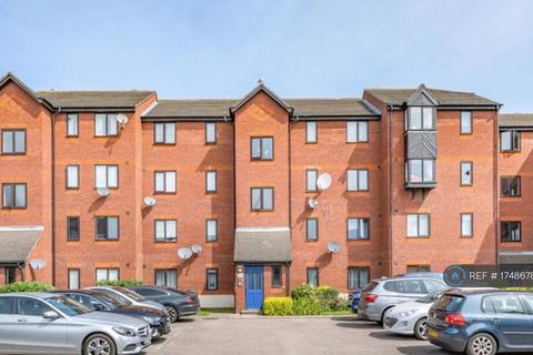 2 bedroom flat to rent, Bywater House, London, SE18