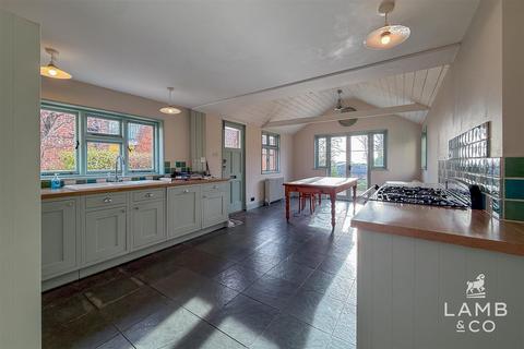3 bedroom detached house to rent, Hurst Green, Brightlingsea CO7