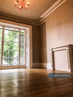 1 bedroom flat to rent, Lansdowne Crescent, Leamington Spa, CV32