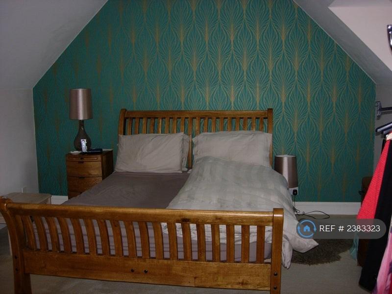 Ensuite Bedroom