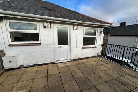 2 bedroom flat to rent, Exning Road, Suffolk
