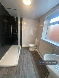 4 bedroom terraced house to rent, Darnley Street, Stoke-On-Trent, ST4