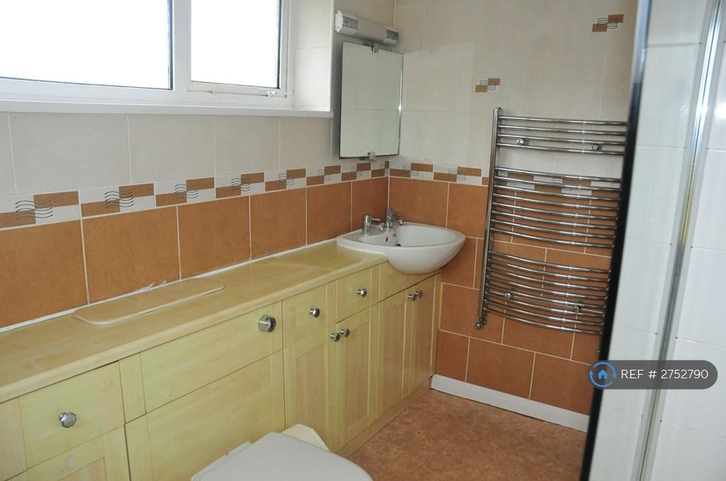 Upstairs Bathroom