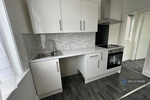 1 bedroom flat to rent - Kirkstall Lane, Leeds, LS5
