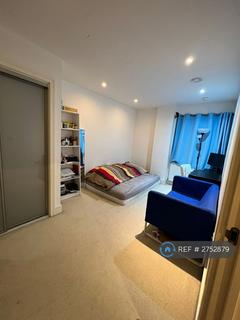 2 bedroom flat to rent, Trident Point, Harrow, HA1