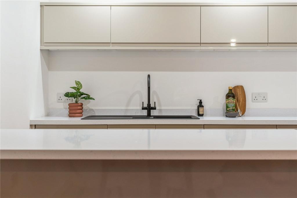 Apartmet 303