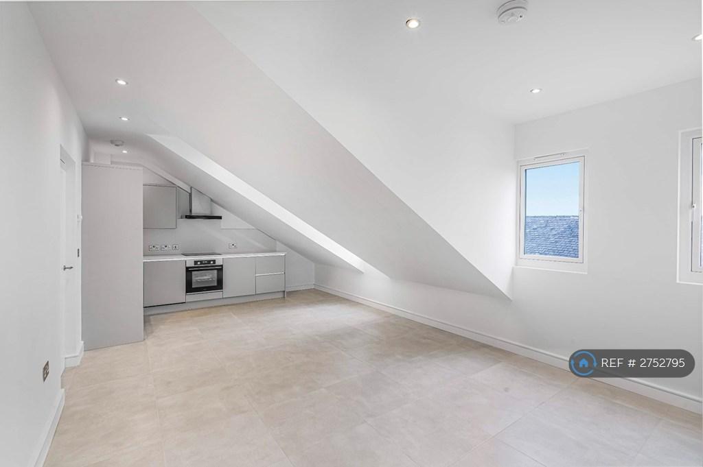 Kitchen/ Lounge