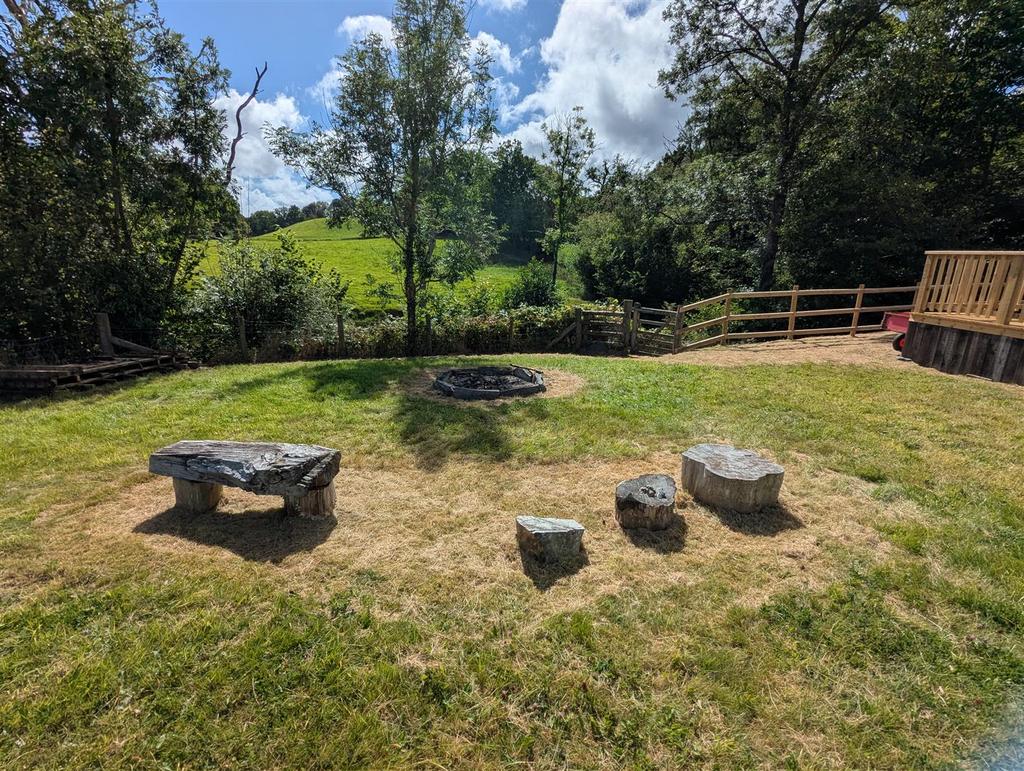 Garden (2).jpg
