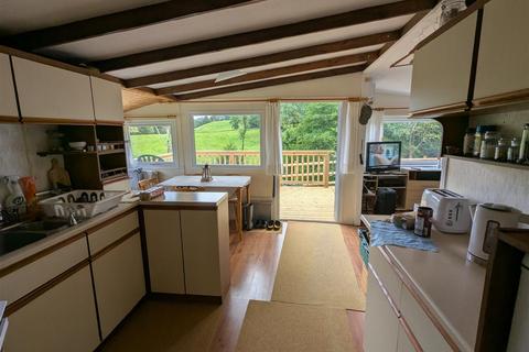 3 bedroom lodge to rent, Llan, Llanbrynmair