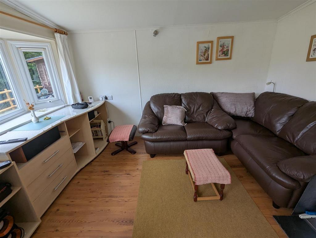 Living Room.jpg