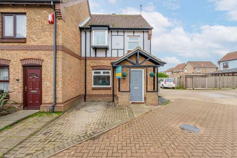 3 bedroom end of terrace house for sale, Diana Way, Caister-On-Sea
