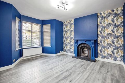 5 bedroom end of terrace house for sale, Old Road West, Kent DA11