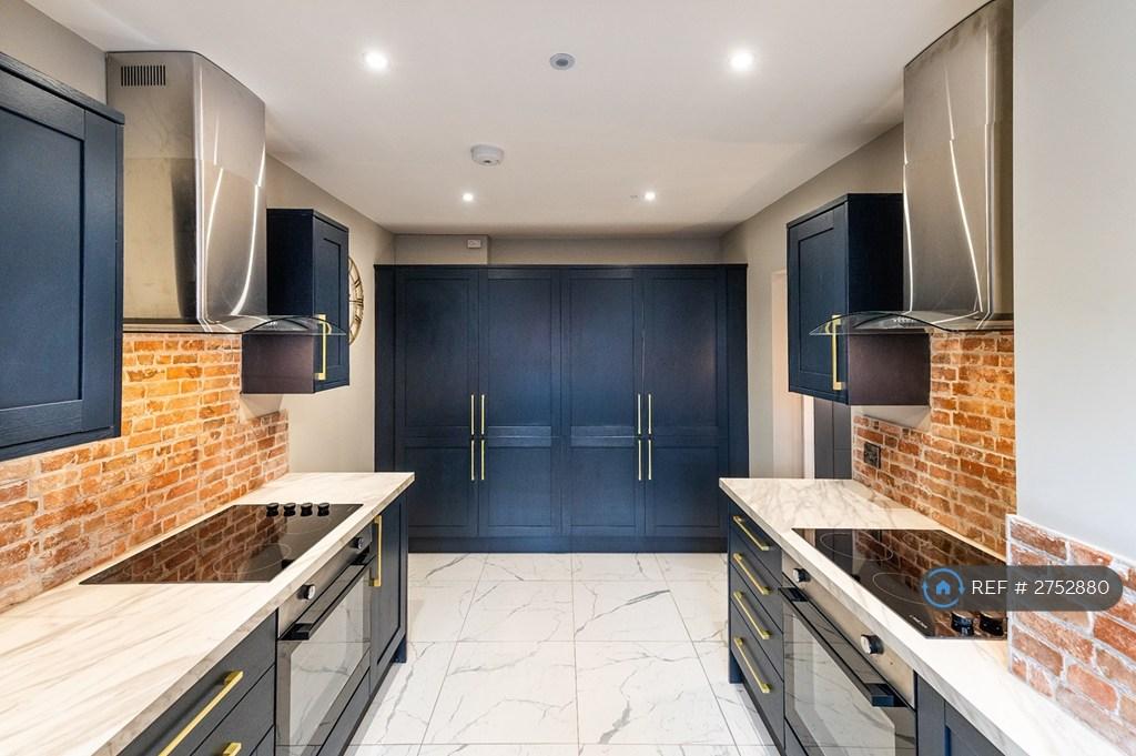 Communal Kitchen
