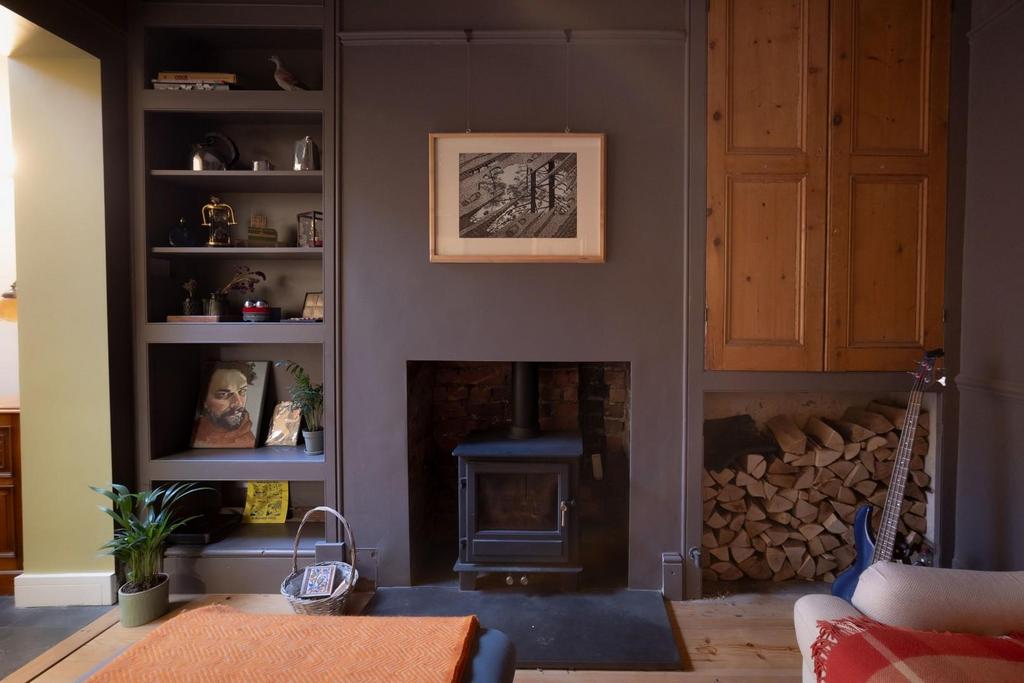 Snug (1).jpg