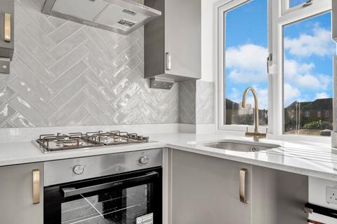 2 bedroom flat to rent, Derley Road, Southall UB2