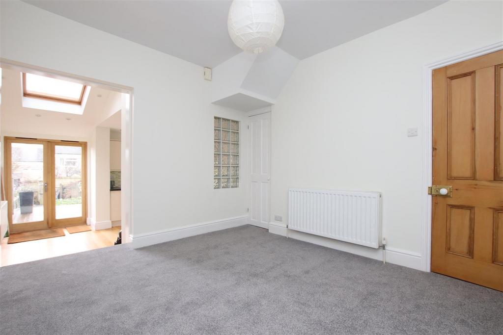 Dining room.JPG