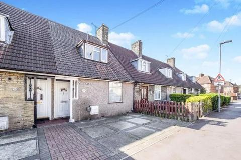 2 bedroom terraced house to rent, London, RM10