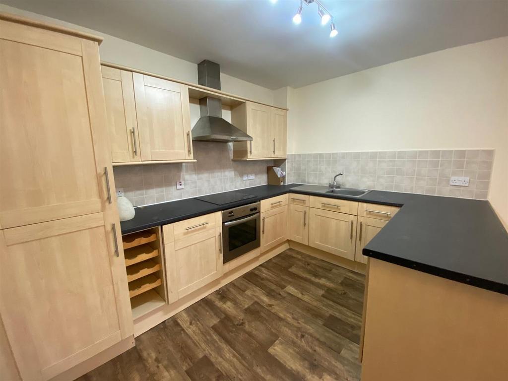 KITCHEN 1.jpg