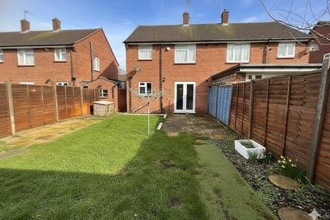 3 bedroom semi-detached house for sale, Bain Avenue, Surrey GU15