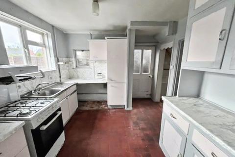 3 bedroom semi-detached house for sale, Bain Avenue, Surrey GU15