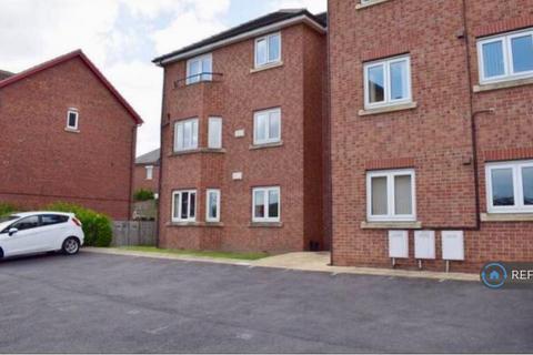 2 bedroom flat to rent, Stradbroke Way, Leeds, LS12