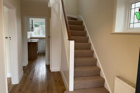 3 bedroom semi-detached house to rent, Bourne Avenue, Reading, Berkshire,
